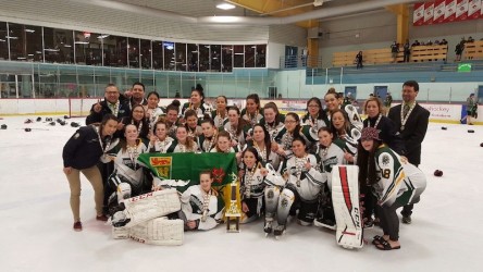 Saskatchewan girls’ team, which edged the host Ontario squad 1-0 at NAHC