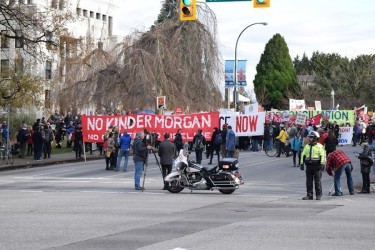 A mass rally against Kinder Morgan's proposed Trans Mountain pipeline expansion 