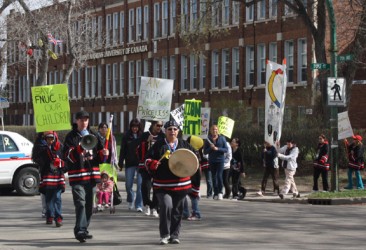 A group of students, faculty and staff from the Saskatoon campus of the First Na