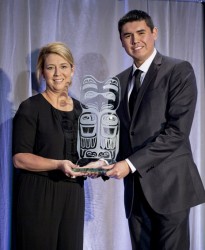 Kendall Netmaker receives National Youth Entrepreneur award